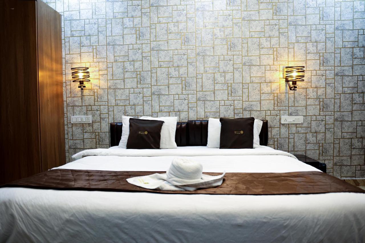 The Browns Otel Nagpur Dış mekan fotoğraf