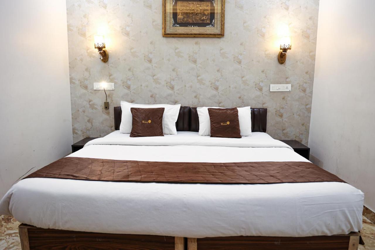 The Browns Otel Nagpur Dış mekan fotoğraf
